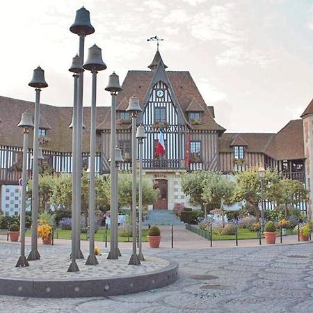 Le Cyrano, Deauville - App. T2 Proche De La Mer Zewnętrze zdjęcie