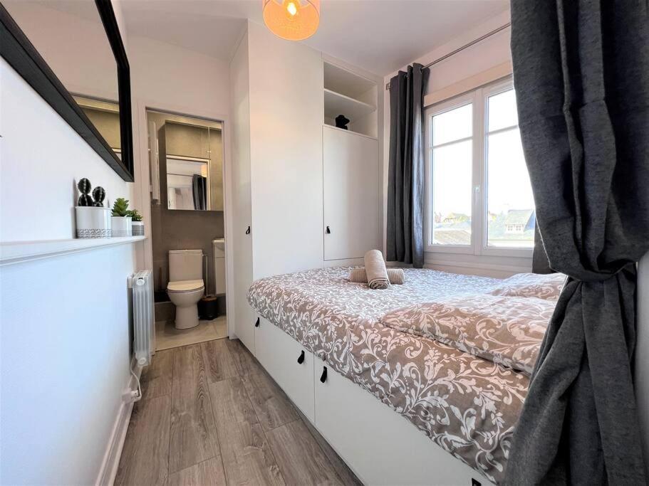 Le Cyrano, Deauville - App. T2 Proche De La Mer Zewnętrze zdjęcie